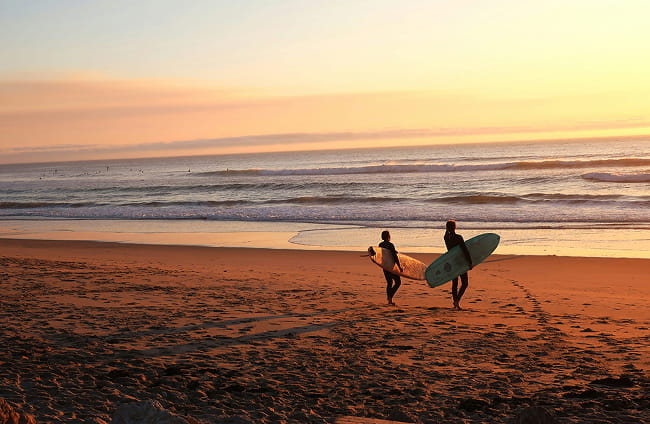 Positive-reviews-testimonials-surfskate-noosa-surf-coach-Ryan-mayne-skate-and-surf-lessons-mobile
